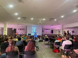 Summer Camps: Acampamento de verão no Canadá