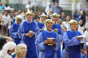 Tomada de Hábito e Profissão de Votos na Vida Consagrada