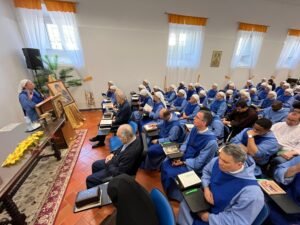 Retiro Anual da Vida Consagrada Internacional reúne missionários de seis países em Portugal