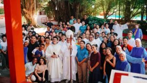 Acampamento Hoje Livre Sou com o tema “Apóstolos da Esperança”.
