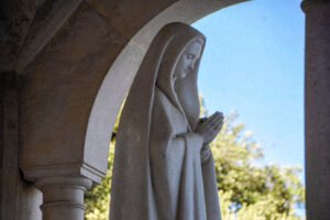 A Virgem Maria, Mãe da Esperança | Palavra do Fundador – Agosto de 2025