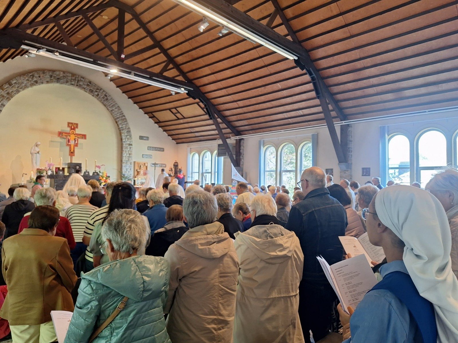Peregrinação ao Santuário de Nossa Senhora dos pobres na Bélgica