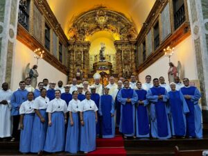 Novas Tomadas de Hábito e Profissão de Votos na Vida Consagrada