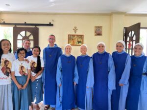 Visita pastoral nas Filipinas e despedida de Dom José Bantolo, de venerável memória